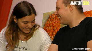 الهواة اليورو مثير الحمار دويتشه زوجته يحصل مارس الجنس جيدة من قبل قرنية بعل