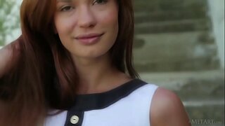 Predivna Evropska teen Carolizi se glupirati otvorenom