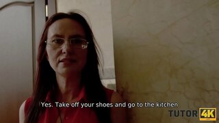 TUTOR4K. Парень не знает всех секс-трюков, но должен удовлетворить учителя